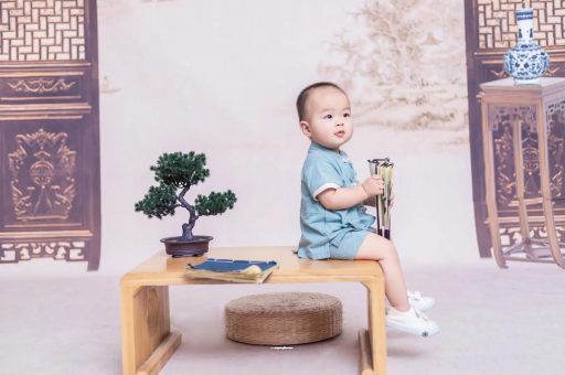 平邑宝宝几个月会认人